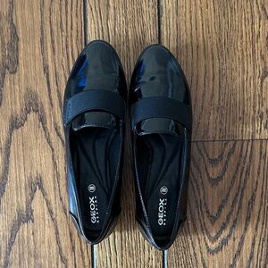 Geox Women's Shiny Black Flats